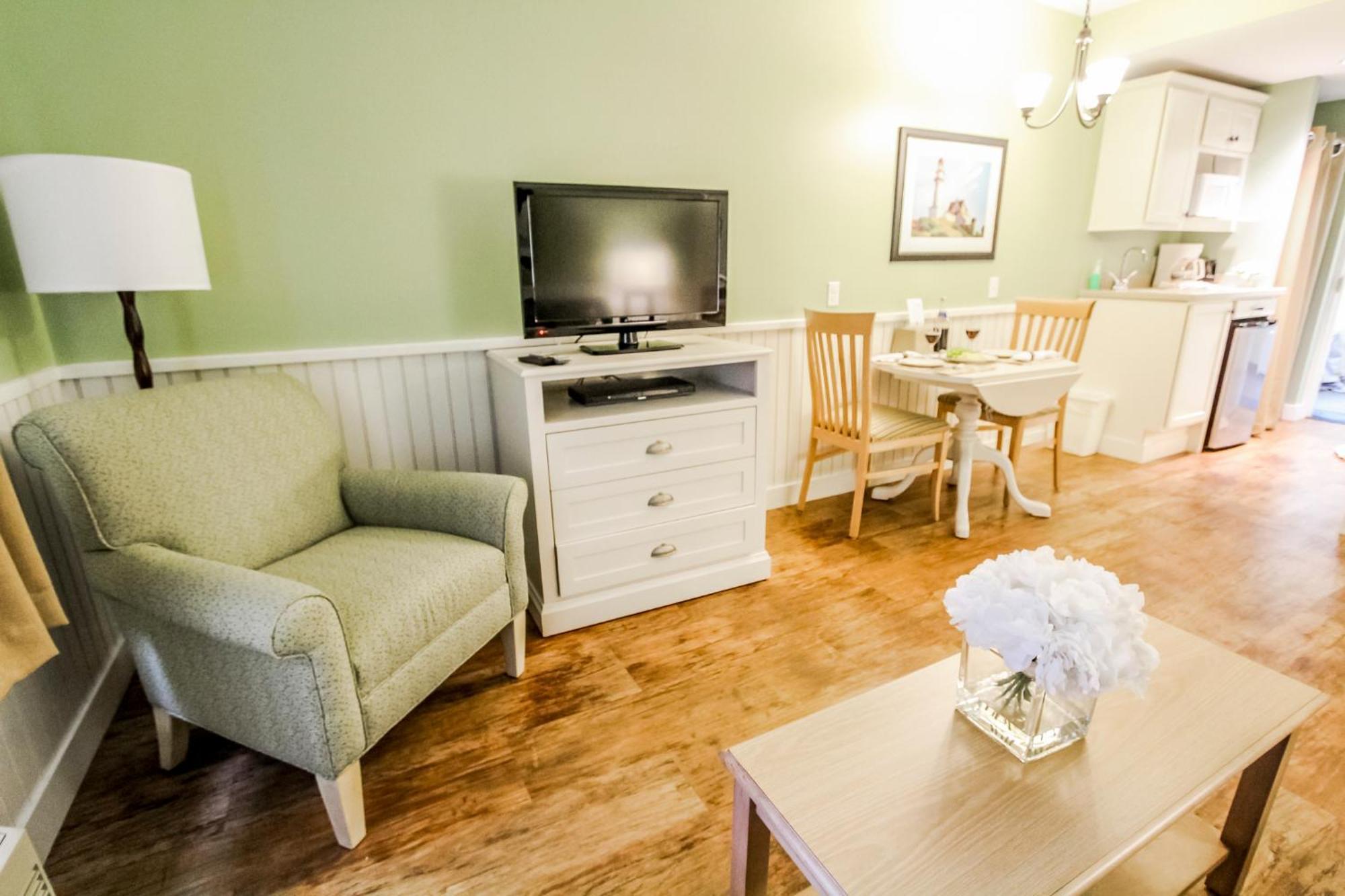 Holly Tree Resort West Yarmouth Bagian luar foto
