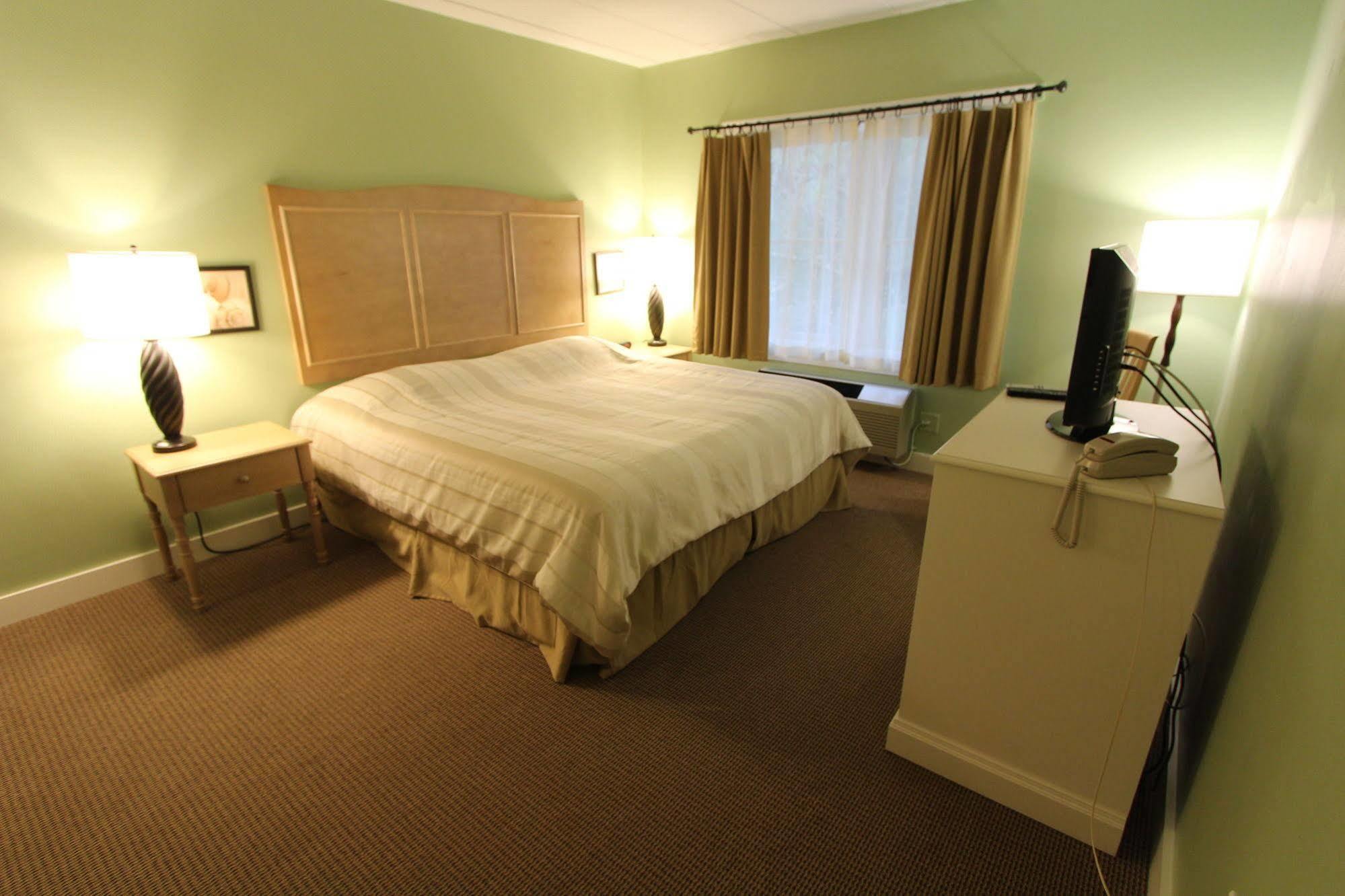 Holly Tree Resort West Yarmouth Bagian luar foto